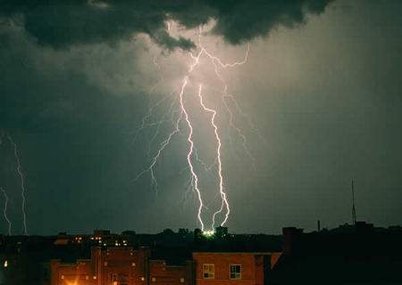 電子地磅秤怎么預(yù)防雷擊？介紹地磅秤雷電防護(hù)原理及具體措施